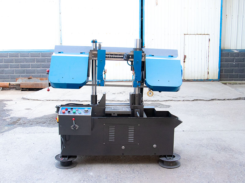 導(dǎo)軌式升降貨梯