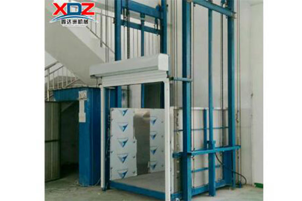 移動(dòng)液壓式升降機(jī) 移動(dòng)液壓式升降機(jī)